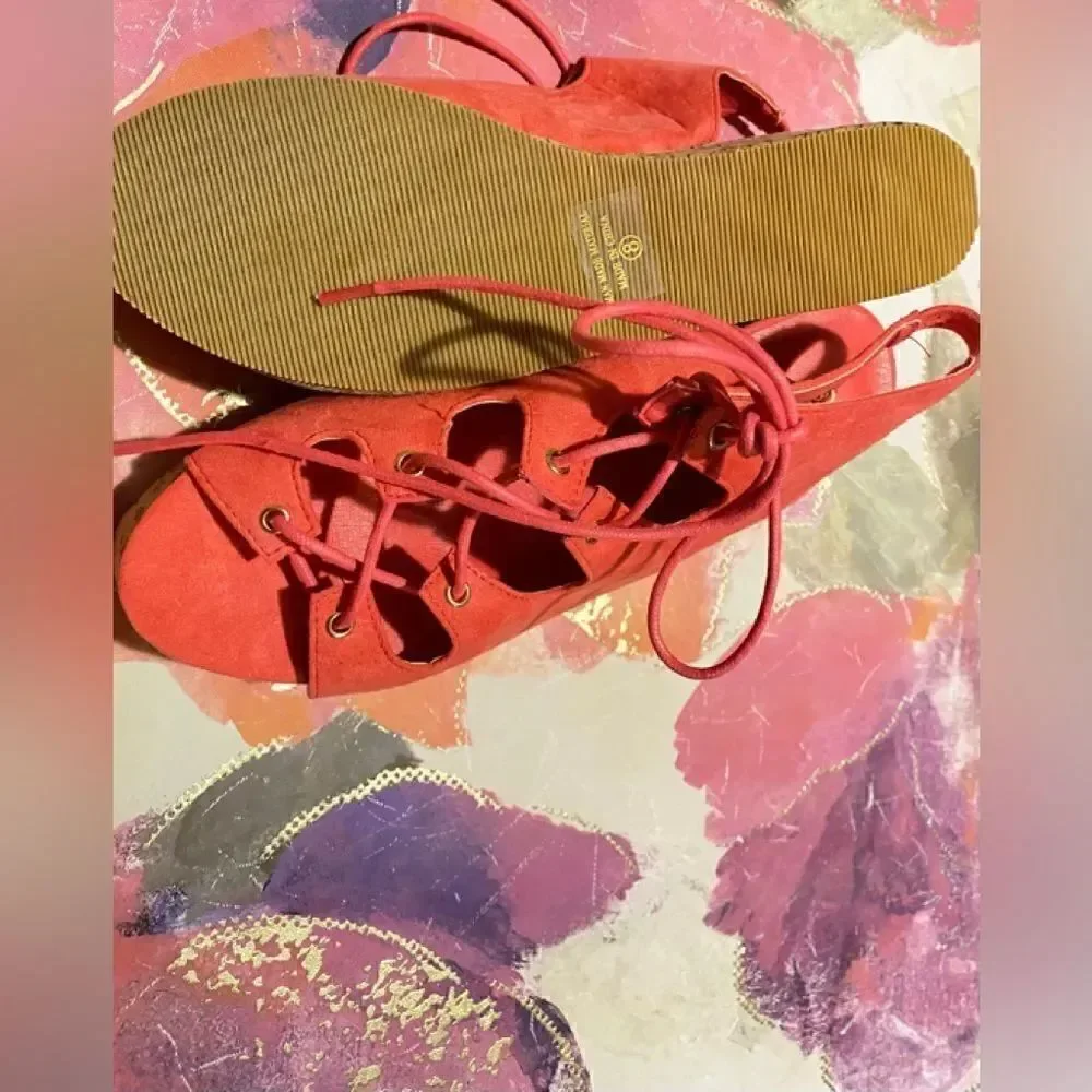💥Natural Breeze Fuchia suede Tia  platform sandals size:8